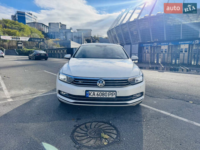 Белый Фольксваген Пассат, объемом двигателя 1.97 л и пробегом 275 тыс. км за 16499 $, фото 14 на Automoto.ua