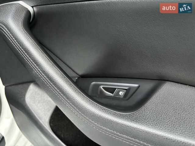 Белый Фольксваген Пассат, объемом двигателя 1.97 л и пробегом 269 тыс. км за 17890 $, фото 95 на Automoto.ua