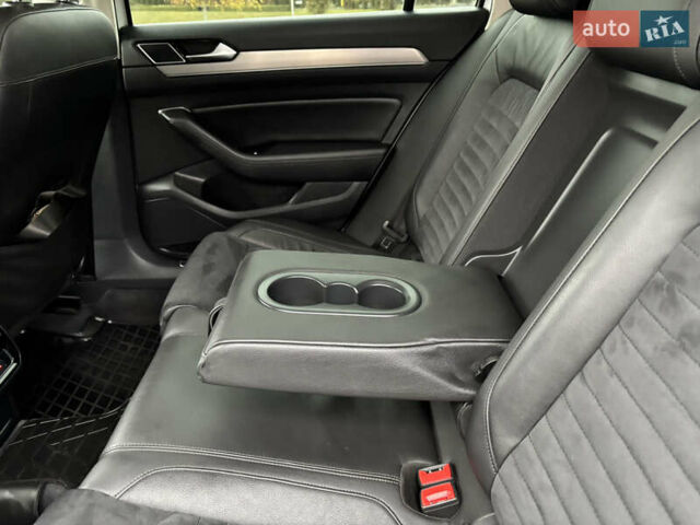 Белый Фольксваген Пассат, объемом двигателя 1.97 л и пробегом 268 тыс. км за 17890 $, фото 52 на Automoto.ua