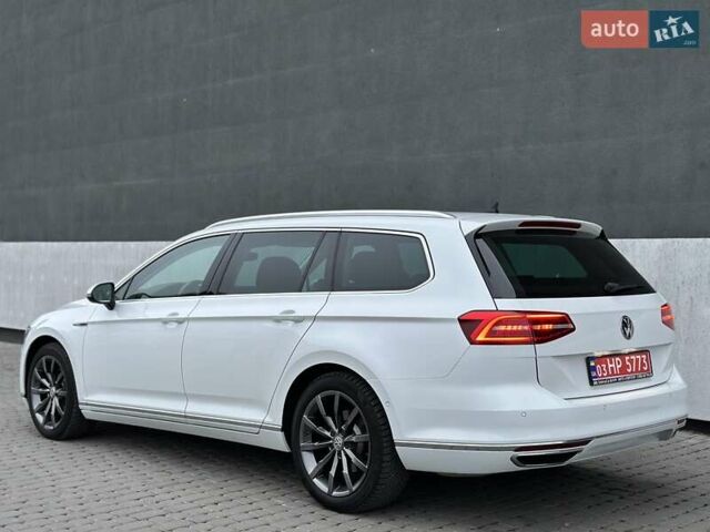 Білий Фольксваген Пассат, об'ємом двигуна 1.97 л та пробігом 239 тис. км за 19500 $, фото 11 на Automoto.ua