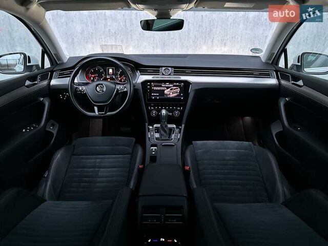 Білий Фольксваген Пассат, об'ємом двигуна 1.97 л та пробігом 239 тис. км за 19500 $, фото 55 на Automoto.ua