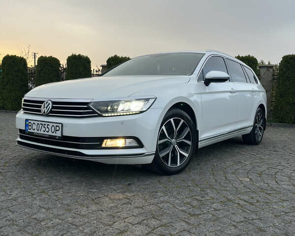 Белый Фольксваген Пассат, объемом двигателя 1.97 л и пробегом 267 тыс. км за 17890 $, фото 3 на Automoto.ua