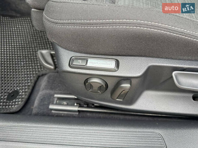 Белый Фольксваген Пассат, объемом двигателя 1.97 л и пробегом 188 тыс. км за 17550 $, фото 15 на Automoto.ua