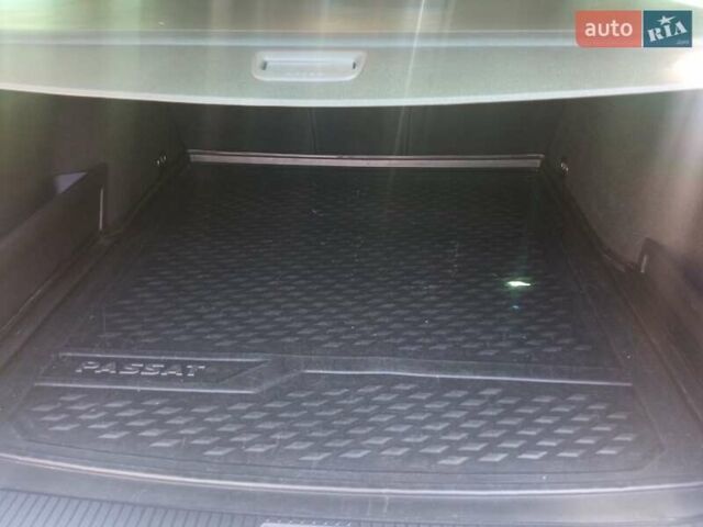 Белый Фольксваген Пассат, объемом двигателя 1.97 л и пробегом 170 тыс. км за 23000 $, фото 13 на Automoto.ua