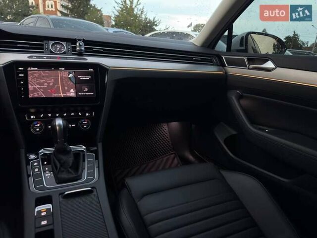 Белый Фольксваген Пассат, объемом двигателя 1.97 л и пробегом 180 тыс. км за 21000 $, фото 18 на Automoto.ua