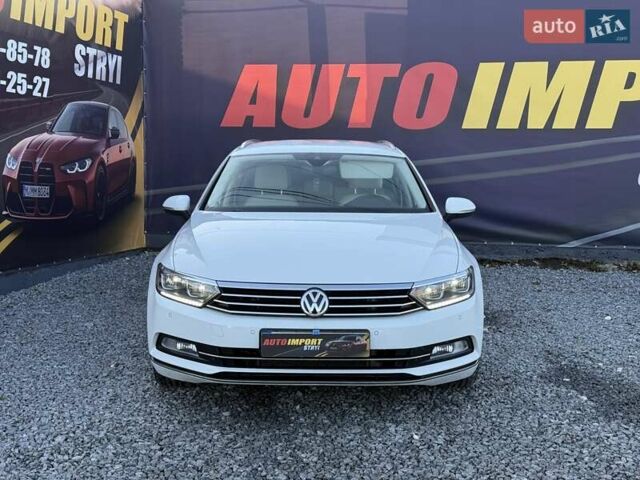 Белый Фольксваген Пассат, объемом двигателя 1.97 л и пробегом 235 тыс. км за 17500 $, фото 1 на Automoto.ua
