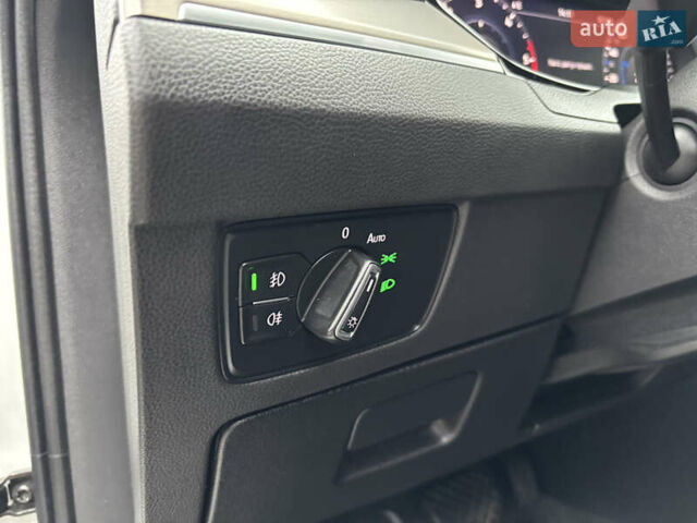 Белый Фольксваген Пассат, объемом двигателя 1.97 л и пробегом 268 тыс. км за 17890 $, фото 44 на Automoto.ua