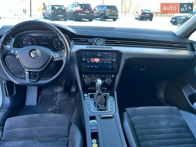 Білий Фольксваген Пассат, об'ємом двигуна 1.97 л та пробігом 225 тис. км за 19900 $, фото 17 на Automoto.ua