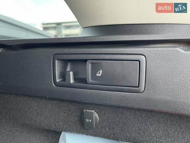 Білий Фольксваген Пассат, об'ємом двигуна 2 л та пробігом 181 тис. км за 18950 $, фото 31 на Automoto.ua