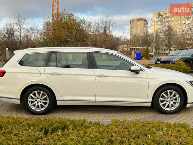 Белый Фольксваген Пассат, объемом двигателя 1.97 л и пробегом 205 тыс. км за 17500 $, фото 7 на Automoto.ua