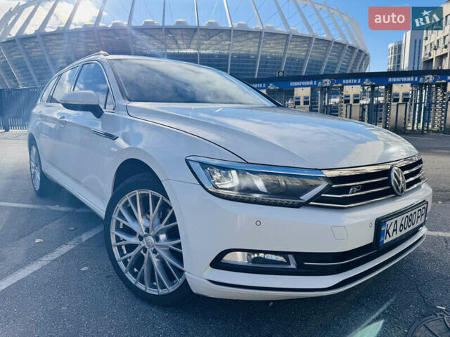 Белый Фольксваген Пассат, объемом двигателя 1.97 л и пробегом 275 тыс. км за 16499 $, фото 9 на Automoto.ua