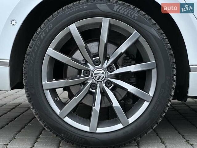 Білий Фольксваген Пассат, об'ємом двигуна 1.97 л та пробігом 239 тис. км за 19500 $, фото 33 на Automoto.ua