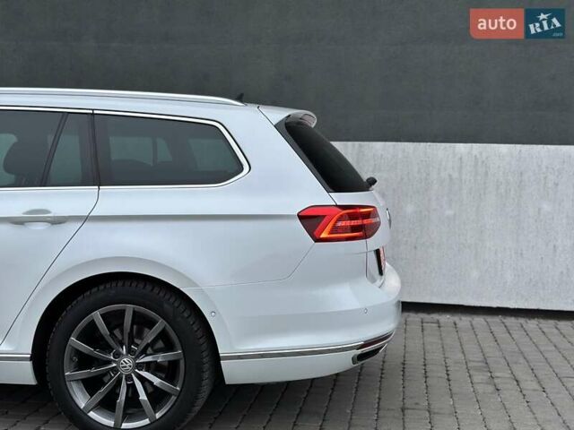 Білий Фольксваген Пассат, об'ємом двигуна 1.97 л та пробігом 239 тис. км за 19500 $, фото 31 на Automoto.ua