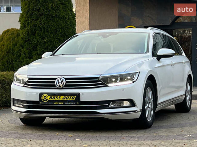 Белый Фольксваген Пассат, объемом двигателя 1.97 л и пробегом 205 тыс. км за 17500 $, фото 2 на Automoto.ua