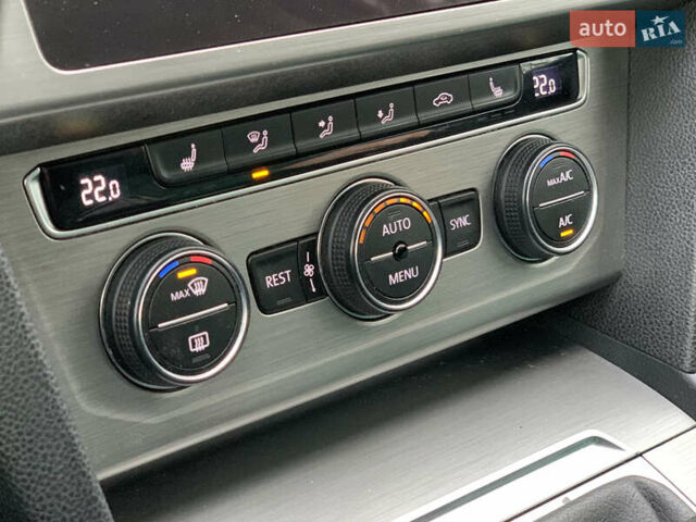 Білий Фольксваген Пассат, об'ємом двигуна 1.97 л та пробігом 229 тис. км за 12500 $, фото 19 на Automoto.ua