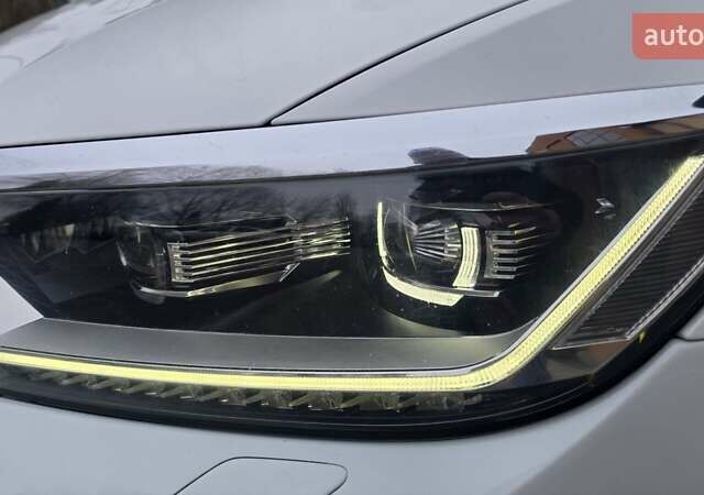 Белый Фольксваген Пассат, объемом двигателя 1.97 л и пробегом 223 тыс. км за 18290 $, фото 52 на Automoto.ua