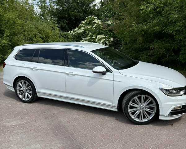 Белый Фольксваген Пассат, объемом двигателя 2 л и пробегом 212 тыс. км за 19500 $, фото 50 на Automoto.ua