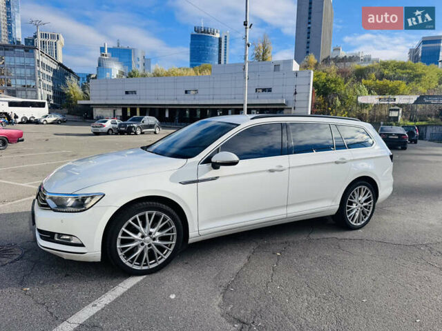 Белый Фольксваген Пассат, объемом двигателя 1.97 л и пробегом 275 тыс. км за 16499 $, фото 2 на Automoto.ua