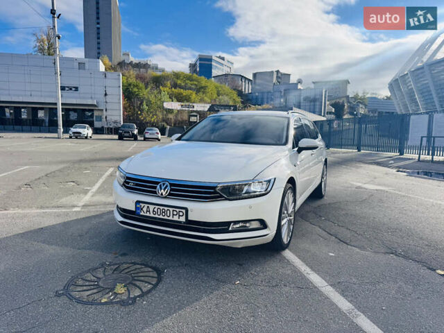 Белый Фольксваген Пассат, объемом двигателя 1.97 л и пробегом 275 тыс. км за 16499 $, фото 13 на Automoto.ua