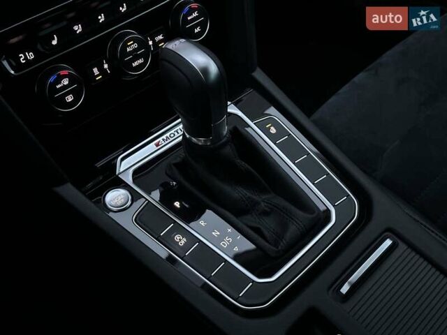 Білий Фольксваген Пассат, об'ємом двигуна 1.97 л та пробігом 239 тис. км за 19500 $, фото 87 на Automoto.ua