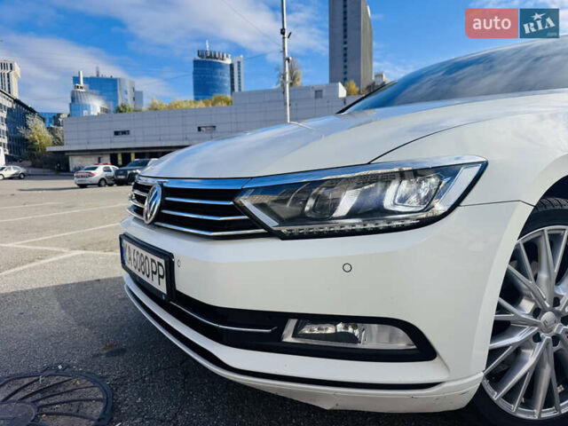 Белый Фольксваген Пассат, объемом двигателя 1.97 л и пробегом 275 тыс. км за 16499 $, фото 5 на Automoto.ua