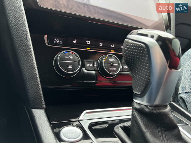 Белый Фольксваген Пассат, объемом двигателя 1.97 л и пробегом 268 тыс. км за 17890 $, фото 70 на Automoto.ua