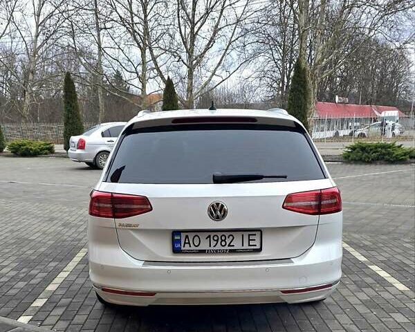 Белый Фольксваген Пассат, объемом двигателя 1.97 л и пробегом 223 тыс. км за 18290 $, фото 8 на Automoto.ua