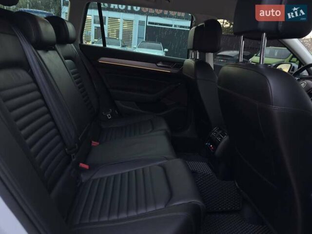 Белый Фольксваген Пассат, объемом двигателя 1.97 л и пробегом 180 тыс. км за 21000 $, фото 28 на Automoto.ua