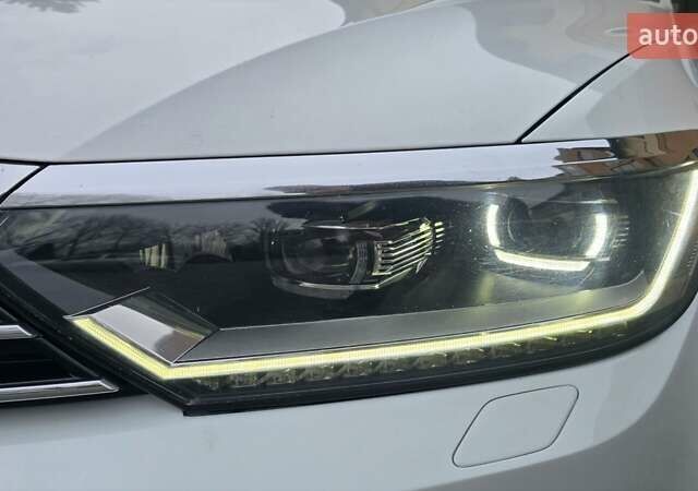 Белый Фольксваген Пассат, объемом двигателя 1.97 л и пробегом 223 тыс. км за 18290 $, фото 51 на Automoto.ua