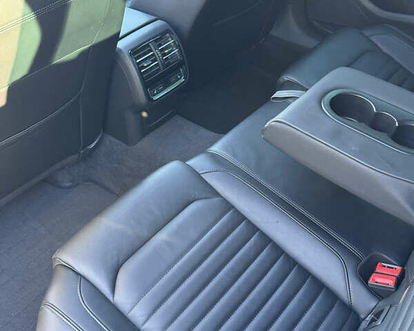 Белый Фольксваген Пассат, объемом двигателя 2 л и пробегом 223 тыс. км за 21500 $, фото 17 на Automoto.ua