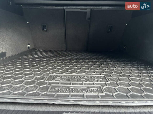 Белый Фольксваген Пассат, объемом двигателя 1.97 л и пробегом 269 тыс. км за 17890 $, фото 107 на Automoto.ua