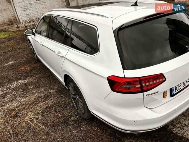 Белый Фольксваген Пассат, объемом двигателя 1.97 л и пробегом 137 тыс. км за 21000 $, фото 2 на Automoto.ua