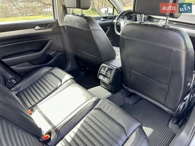 Белый Фольксваген Пассат, объемом двигателя 1.97 л и пробегом 130 тыс. км за 25950 $, фото 27 на Automoto.ua