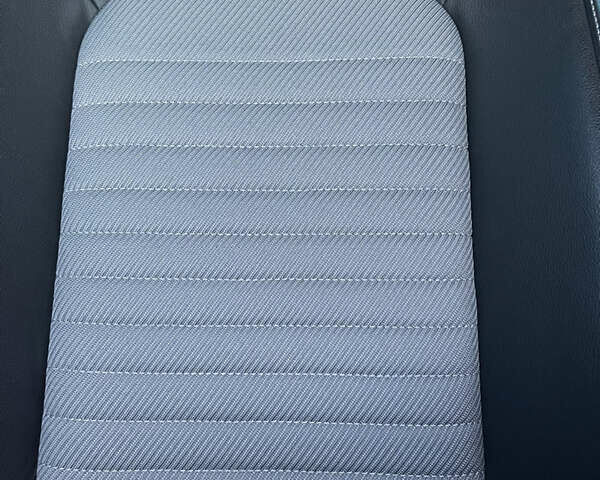 Белый Фольксваген Пассат, объемом двигателя 2 л и пробегом 212 тыс. км за 19500 $, фото 7 на Automoto.ua