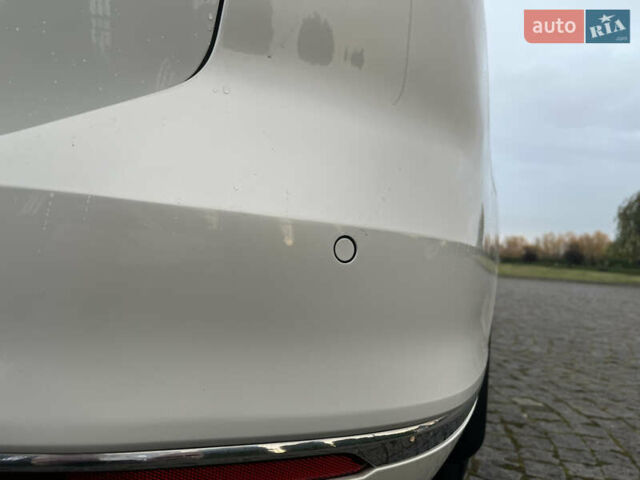 Белый Фольксваген Пассат, объемом двигателя 1.97 л и пробегом 267 тыс. км за 17890 $, фото 46 на Automoto.ua