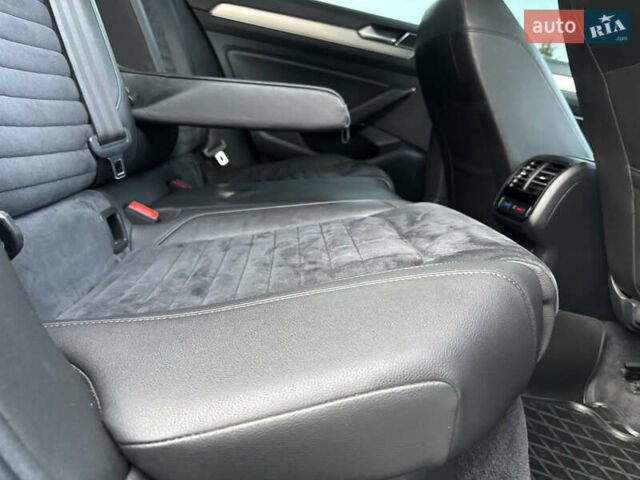 Белый Фольксваген Пассат, объемом двигателя 1.97 л и пробегом 269 тыс. км за 17890 $, фото 91 на Automoto.ua