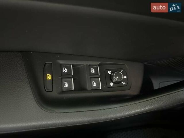 Белый Фольксваген Пассат, объемом двигателя 1.97 л и пробегом 194 тыс. км за 20600 $, фото 31 на Automoto.ua