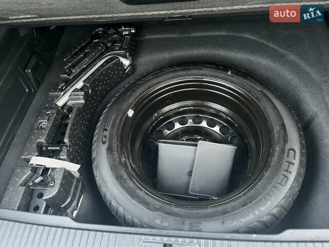 Белый Фольксваген Пассат, объемом двигателя 1.97 л и пробегом 267 тыс. км за 17890 $, фото 104 на Automoto.ua