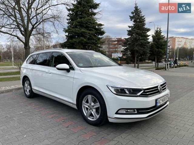 Білий Фольксваген Пассат, об'ємом двигуна 2 л та пробігом 181 тис. км за 18950 $, фото 3 на Automoto.ua