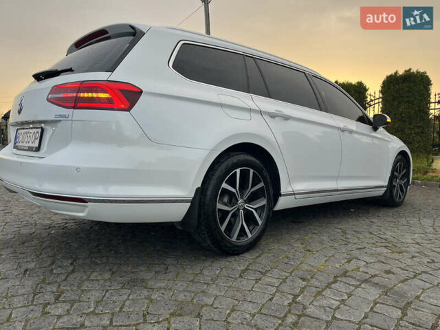 Белый Фольксваген Пассат, объемом двигателя 1.97 л и пробегом 267 тыс. км за 17890 $, фото 29 на Automoto.ua