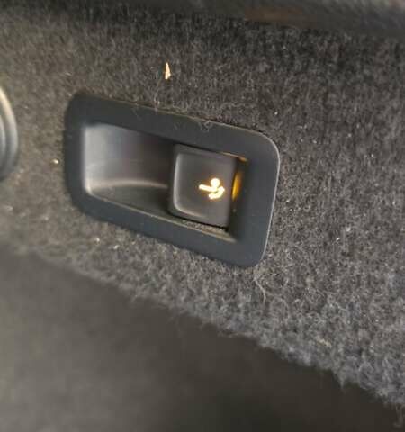 Белый Фольксваген Пассат, объемом двигателя 1.97 л и пробегом 223 тыс. км за 18290 $, фото 41 на Automoto.ua