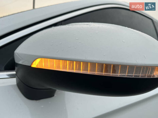 Белый Фольксваген Пассат, объемом двигателя 1.97 л и пробегом 267 тыс. км за 17890 $, фото 47 на Automoto.ua