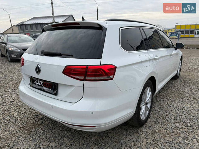 Белый Фольксваген Пассат, объемом двигателя 1.97 л и пробегом 188 тыс. км за 17550 $, фото 2 на Automoto.ua