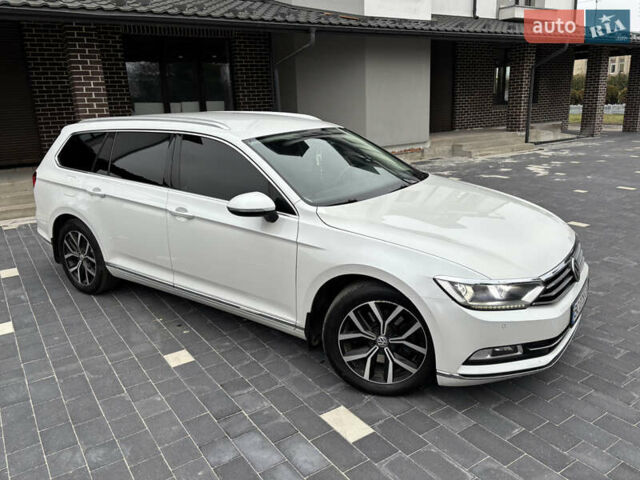 Белый Фольксваген Пассат, объемом двигателя 1.97 л и пробегом 268 тыс. км за 17890 $, фото 4 на Automoto.ua
