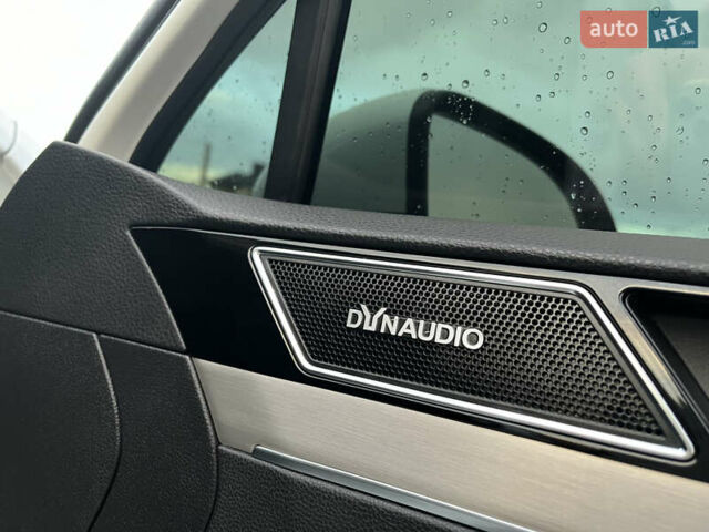 Белый Фольксваген Пассат, объемом двигателя 1.97 л и пробегом 267 тыс. км за 17890 $, фото 74 на Automoto.ua