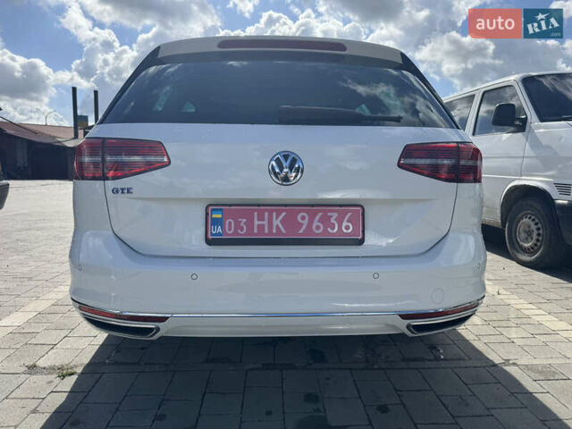Белый Фольксваген Пассат, объемом двигателя 1.4 л и пробегом 230 тыс. км за 19400 $, фото 12 на Automoto.ua