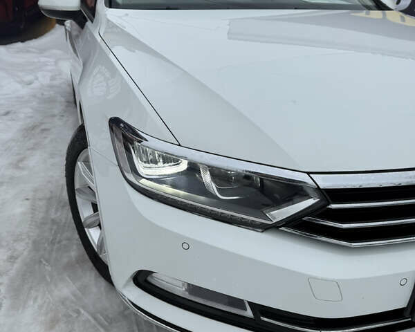 Белый Фольксваген Пассат, объемом двигателя 1.97 л и пробегом 235 тыс. км за 16999 $, фото 8 на Automoto.ua