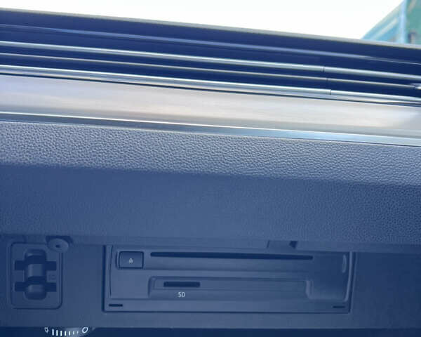 Белый Фольксваген Пассат, объемом двигателя 2 л и пробегом 205 тыс. км за 22200 $, фото 17 на Automoto.ua