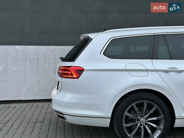 Білий Фольксваген Пассат, об'ємом двигуна 1.97 л та пробігом 239 тис. км за 19500 $, фото 32 на Automoto.ua
