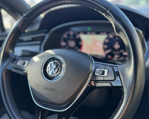 Белый Фольксваген Пассат, объемом двигателя 2 л и пробегом 223 тыс. км за 21500 $, фото 29 на Automoto.ua